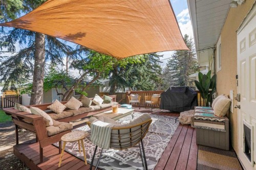 304 Blackthorn Road Nw, Calgary, AB - Outdoor With Deck Patio Veranda