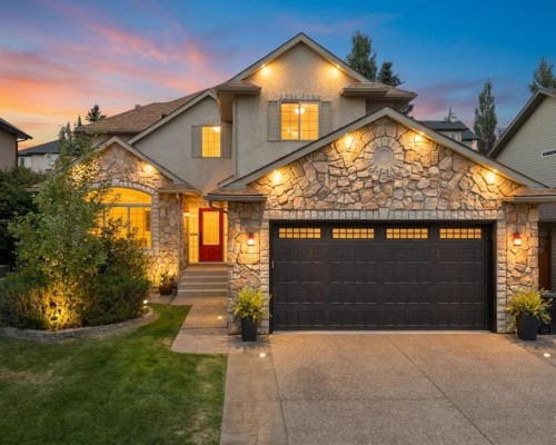 393 Banister Drive  Okotoks, AB T1S 1W2