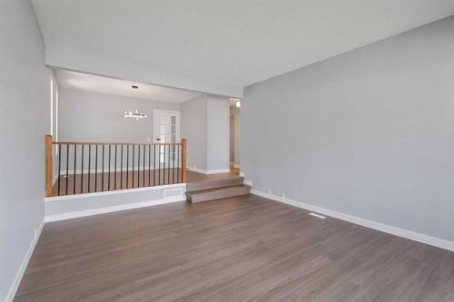 5876 Dalcastle Drive Nw, Calgary, AB 
