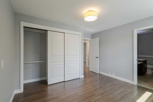 5876 Dalcastle Drive Nw, Calgary, AB 
