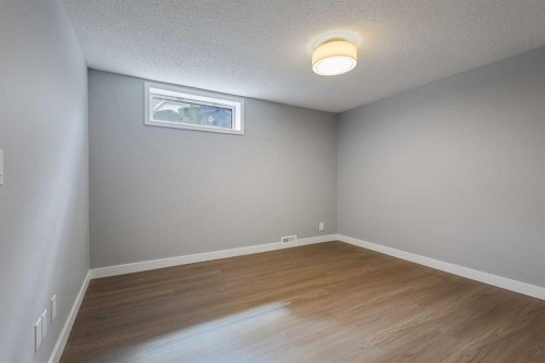 5876 Dalcastle Drive Nw, Calgary, AB 
