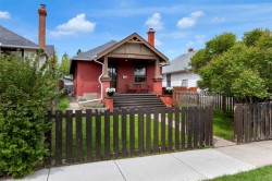 2003 26a Street SW Calgary, AB T3E 2B9