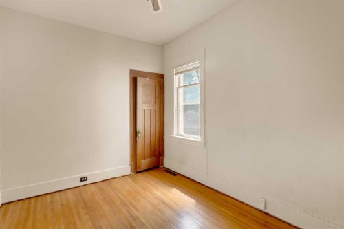 2003 26A Street Sw, Calgary, AB - Indoor Photo Showing Other Room