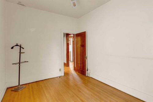 2003 26A Street Sw, Calgary, AB - Indoor Photo Showing Other Room