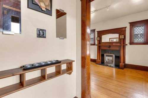 2003 26A Street Sw, Calgary, AB - Indoor Photo Showing Other Room