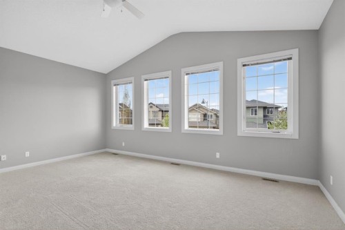 94 Evansdale Common Nw, Calgary, AB - Indoor Photo Showing Other Room
