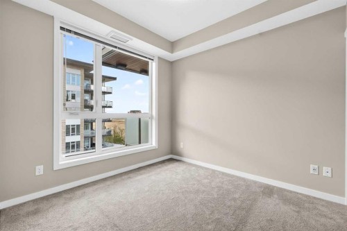 403-122 Mahogany Centre Se, Calgary, AB - Indoor Photo Showing Other Room
