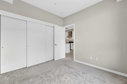 403-122 Mahogany Centre Se, Calgary, AB - Indoor Photo Showing Other Room