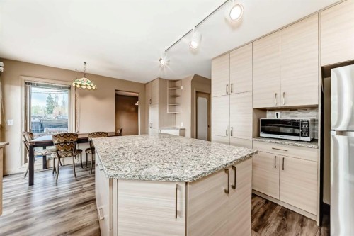 2518 21 Street Sw, Calgary, AB 