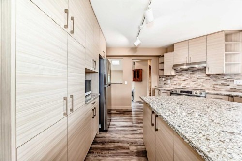2518 21 Street Sw, Calgary, AB 