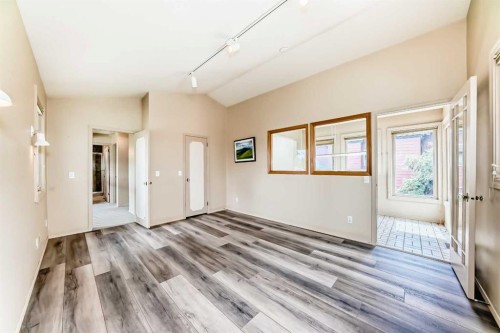 2518 21 Street Sw, Calgary, AB 