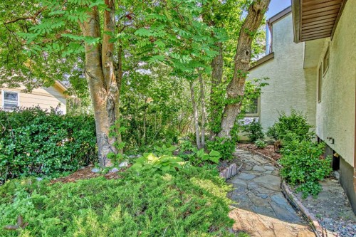 2518 21 Street Sw, Calgary, AB 