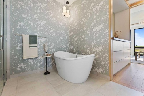 8 Monterra Rise, Cochrane Lake, AB - Indoor Photo Showing Bathroom