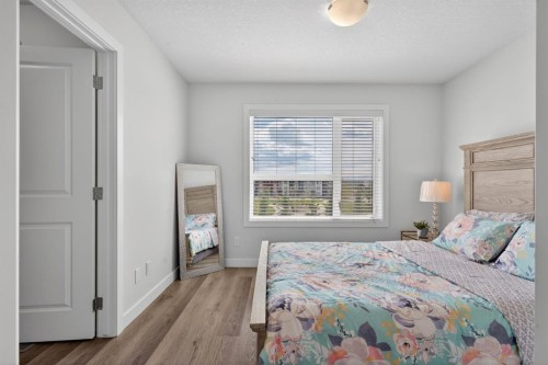 86 Evanscrest Manor Nw, Calgary, AB - Indoor Photo Showing Bedroom