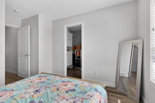 86 Evanscrest Manor Nw, Calgary, AB - Indoor Photo Showing Bedroom