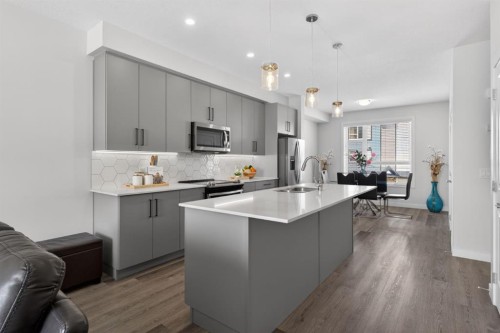 86 Evanscrest Manor Nw, Calgary, AB - Indoor Photo Showing Kitchen With Stainless Steel Kitchen With Upgraded Kitchen