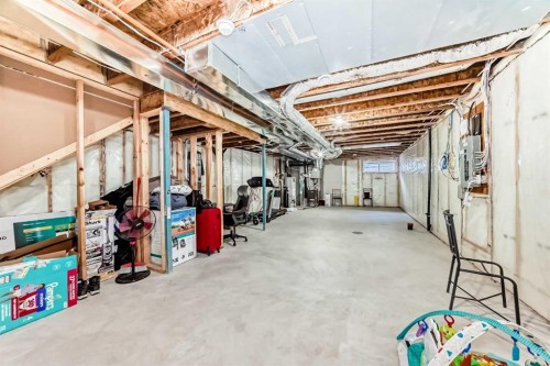 140 Howse Avenue Ne, Calgary, AB - Indoor Photo Showing Basement