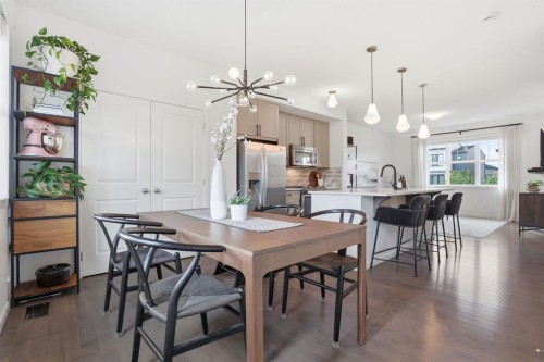 648 Walden Drive Se, Calgary, AB - Indoor
