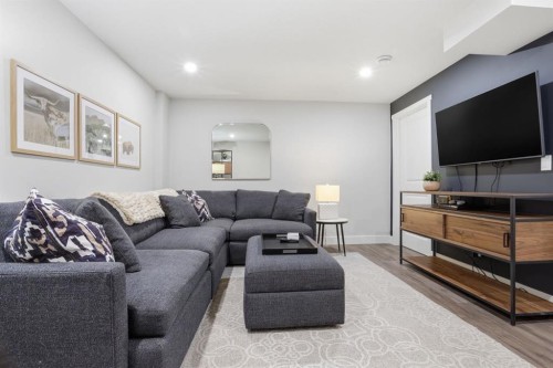 648 Walden Drive Se, Calgary, AB - Indoor Photo Showing Living Room