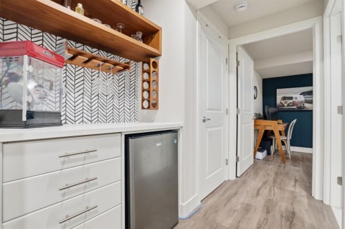 648 Walden Drive Se, Calgary, AB - Indoor Photo Showing Other Room