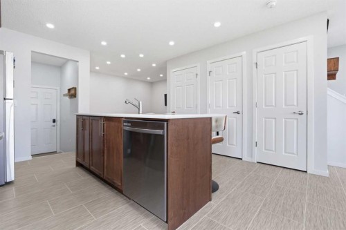 11257 Cityscape Drive Ne, Calgary, AB - Indoor Photo Showing Kitchen