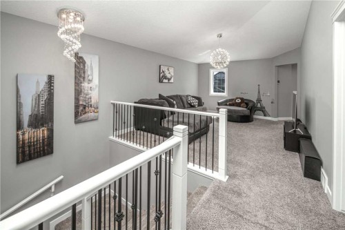 85 Legacy Glen View Se, Calgary, AB - Indoor Photo Showing Other Room