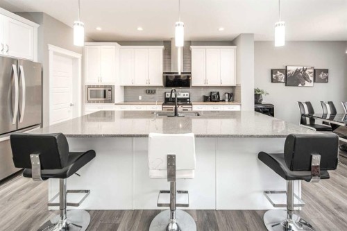 85 Legacy Glen View Se, Calgary, AB - Indoor Photo Showing Kitchen