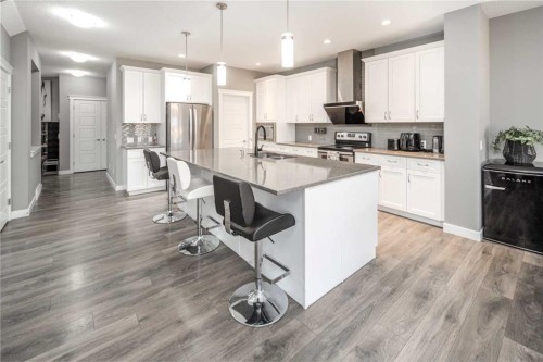 85 Legacy Glen View Se, Calgary, AB - Indoor Photo Showing Kitchen With Stainless Steel Kitchen With Upgraded Kitchen