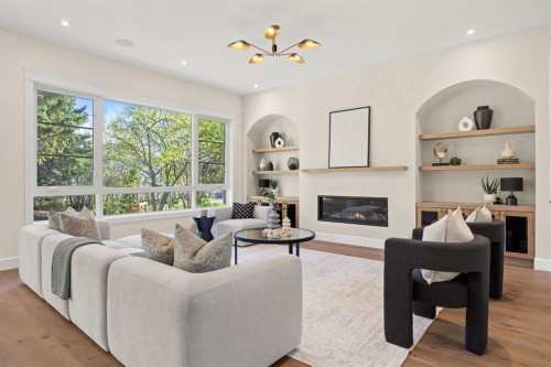 26 Varsplain Place Nw, Calgary, AB 