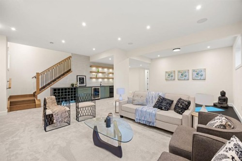 26 Varsplain Place Nw, Calgary, AB 