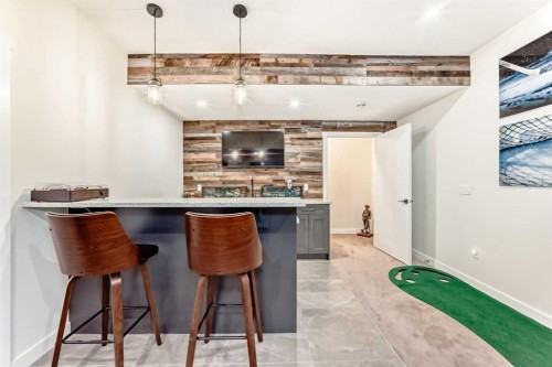 7 Wolf Crescent, Okotoks, AB - Indoor Photo Showing Other Room