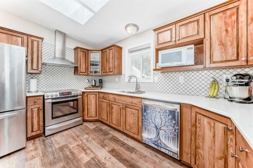 1 Ridge Drive, Rural Ponoka County, AB - Indoor Photo Showing Kitchen