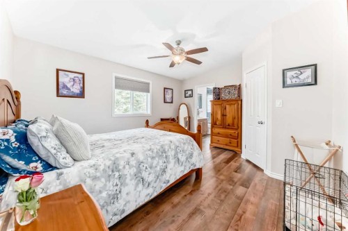 1 Ridge Drive, Rural Ponoka County, AB - Indoor Photo Showing Bedroom