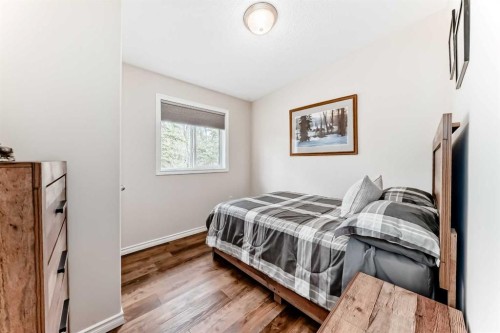 1 Ridge Drive, Rural Ponoka County, AB - Indoor Photo Showing Bedroom