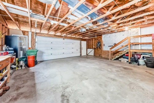 1 Ridge Drive, Rural Ponoka County, AB - Indoor Photo Showing Garage