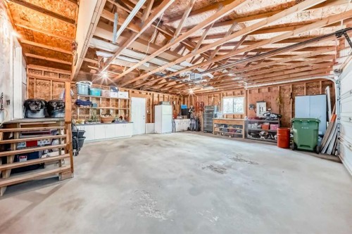 1 Ridge Drive, Rural Ponoka County, AB - Indoor Photo Showing Garage