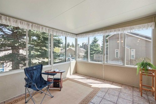 18 Varsity Estates Park Nw, Calgary, AB -  With Exterior
