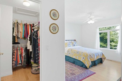 18 Varsity Estates Park Nw, Calgary, AB - Indoor Photo Showing Bedroom