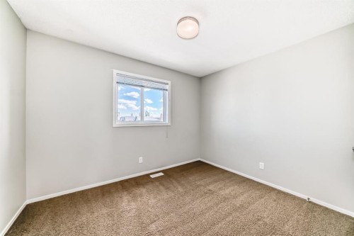 101 Copperstone Circle Se, Calgary, AB - Indoor Photo Showing Other Room