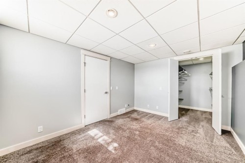 101 Copperstone Circle Se, Calgary, AB - Indoor Photo Showing Other Room