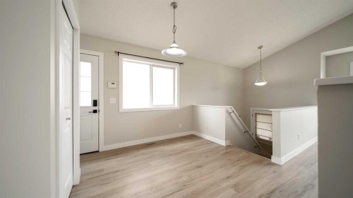 367 Copperfield Heights Se, Calgary, AB - Indoor Photo Showing Other Room