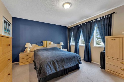 15 Saddletree Drive Ne, Calgary, AB - Indoor Photo Showing Bedroom