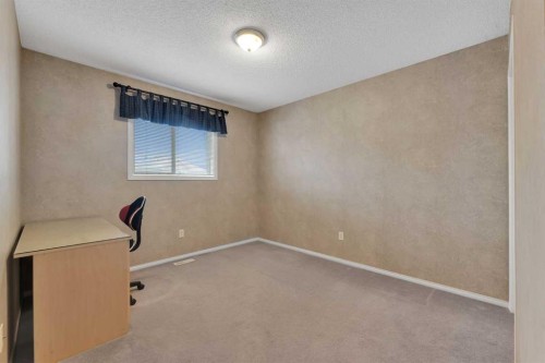 15 Saddletree Drive Ne, Calgary, AB - Indoor