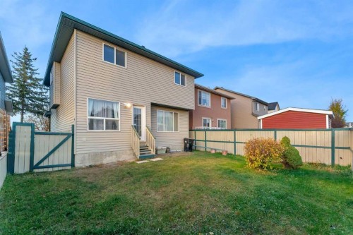 15 Saddletree Drive Ne, Calgary, AB - Outdoor