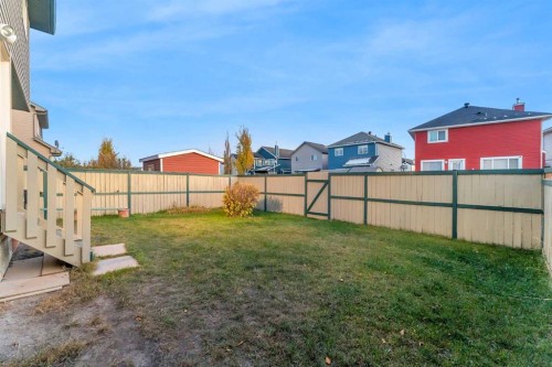 15 Saddletree Drive Ne, Calgary, AB - Outdoor