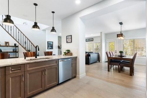 99 Ridge View Close, Cochrane, AB - Indoor