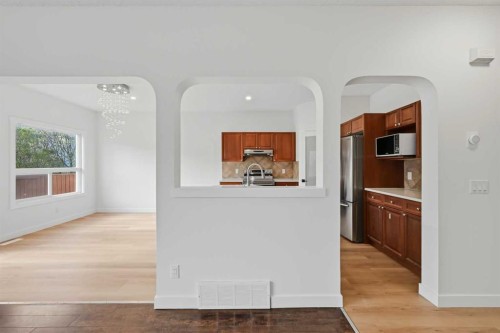 88 Saddletree Close Ne, Calgary, AB - Indoor Photo Showing Kitchen
