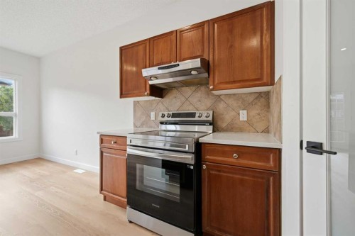 88 Saddletree Close Ne, Calgary, AB - Indoor Photo Showing Kitchen