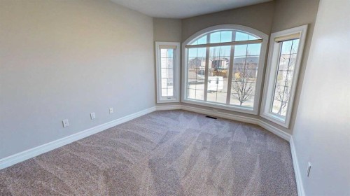 32 Carriere Crescent, Beaumont, AB - Indoor Photo Showing Other Room