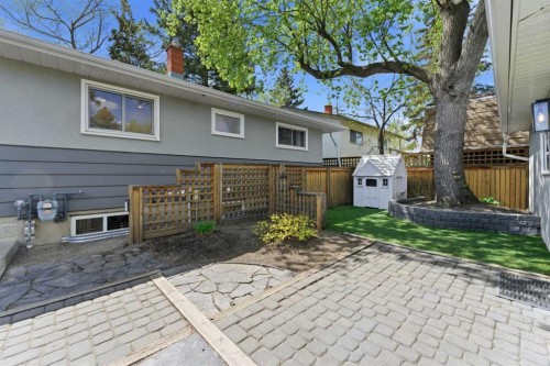 128 78 Avenue Se, Calgary, AB - Outdoor